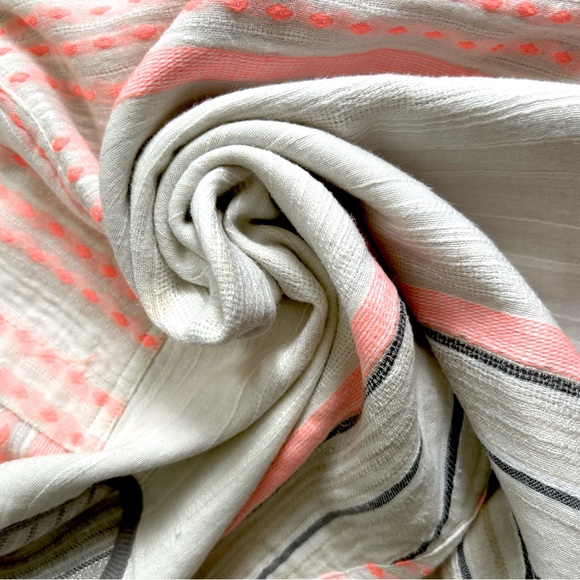 Pair of Ace & Jog tanks - Picture 7 of 10